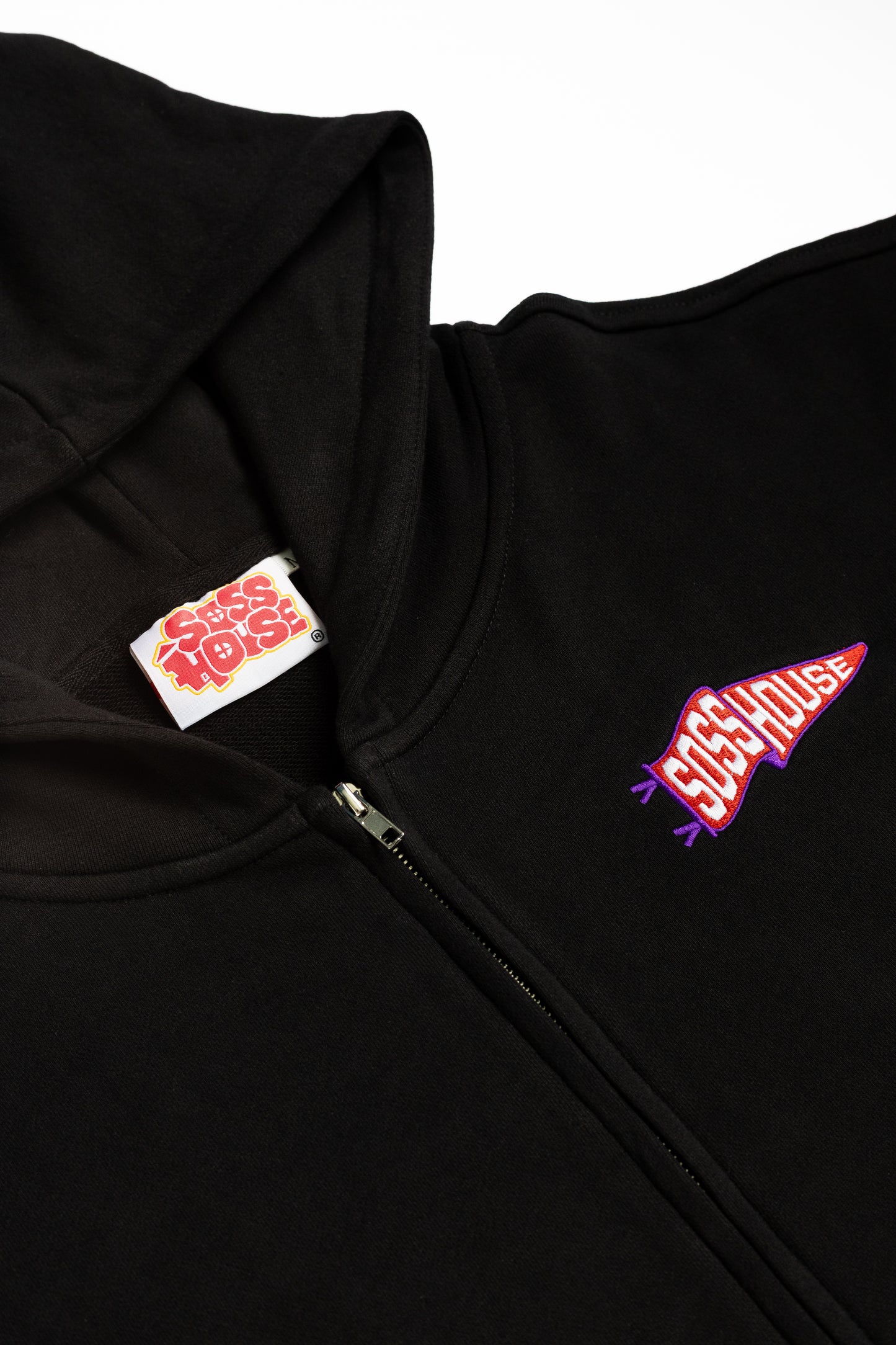 PENNANT ZIP UP HOODIE